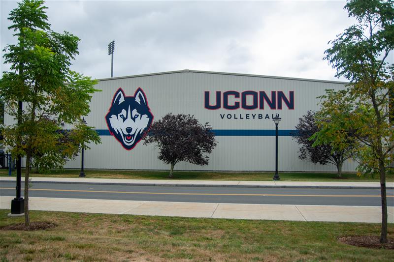 uconn volleyball center front view